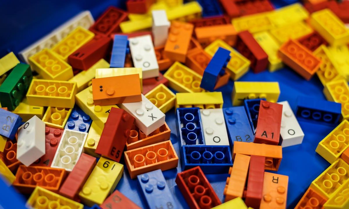 Lego se met au braille !